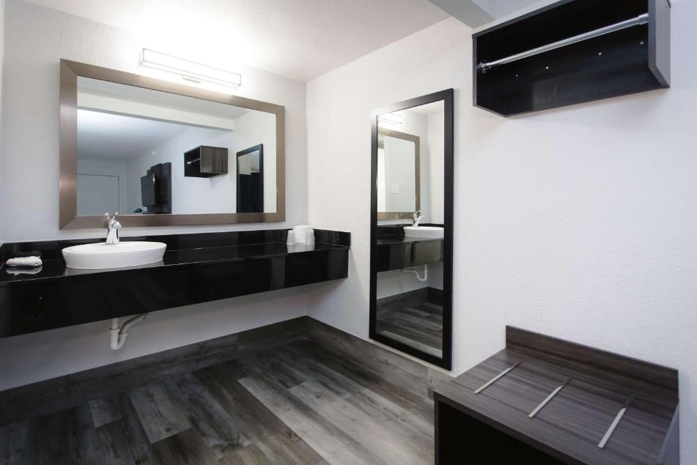 Motel 6 Houston, TX - Medical Center - NRG Stadium